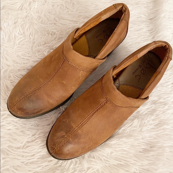 Boc Leather Ankle Booties - Picture 2 of 8